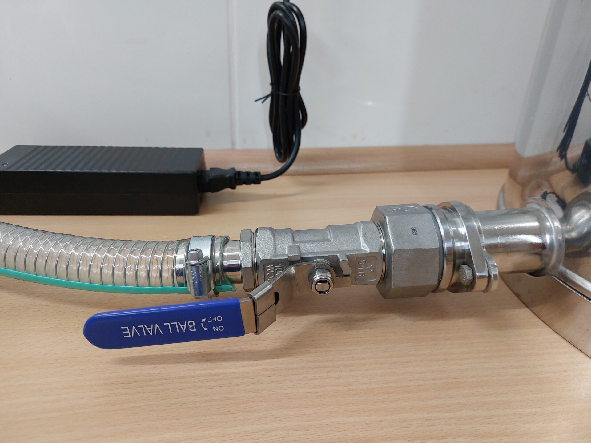 Quetschhahnanschluss 60mm / 1" Zoll Schlauch für Abfüllmaschine Vevor – Bild 4